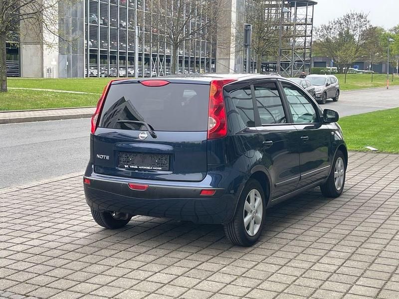Gebraucht Nissan Note Acenta 110 PS (80 kW) 2006 Blau Kleinwagen