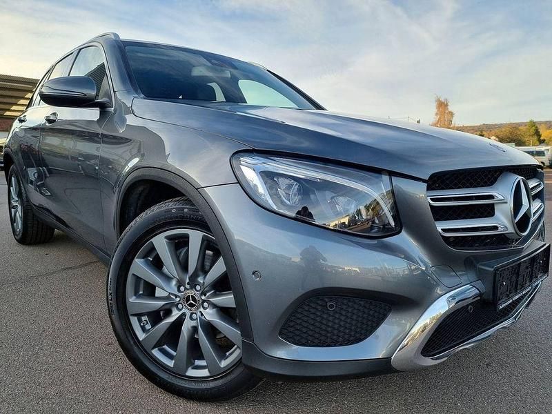 Gebraucht Mercedes GLC250 204 PS (150 kW) 2016 Grau SUV