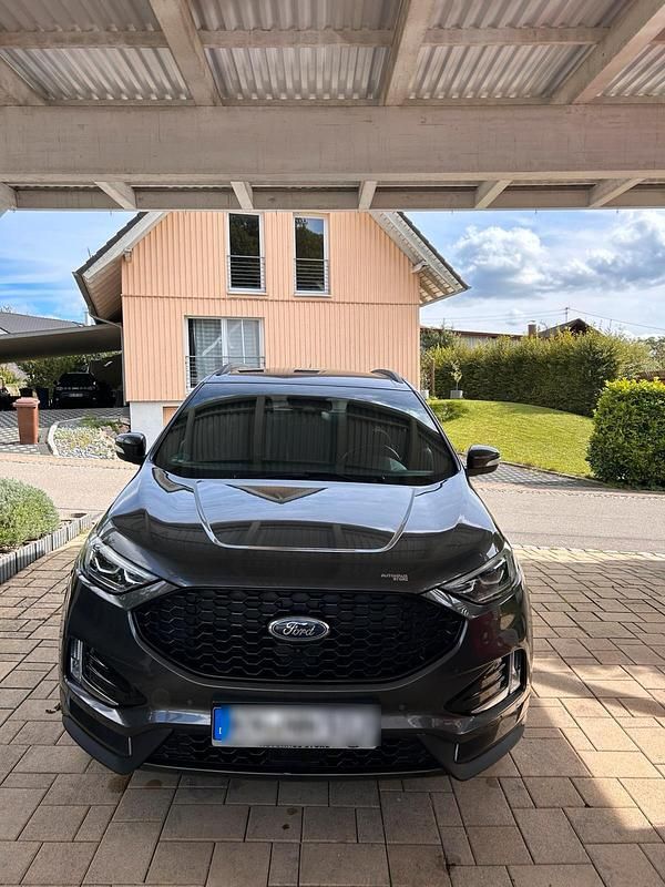 Grau Gebraucht 2019 Ford Edge ST-Line SUV | 25.000 € (Etwas zu teuer) - Bild 1/4