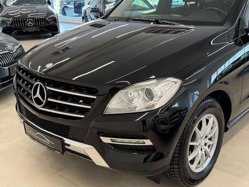 Gebraucht Mercedes ML350 258 PS (189 kW) 2013 Schwarz SUV