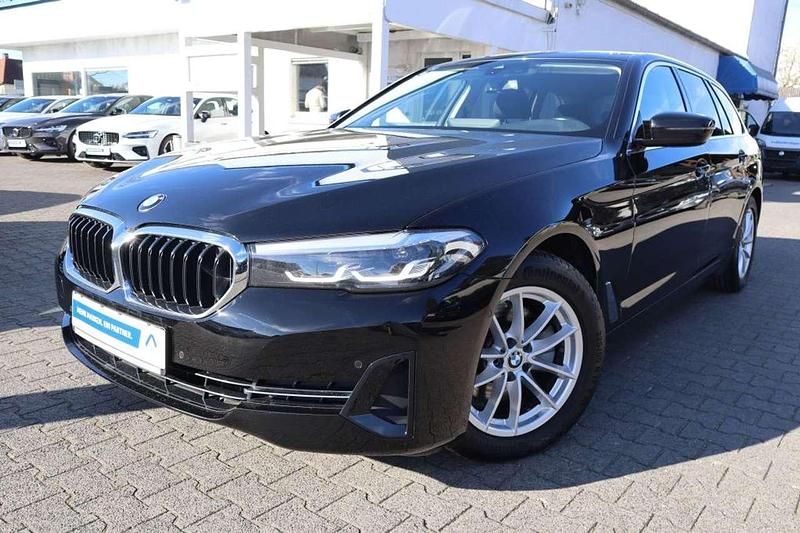 Schwarz ii Gebraucht 2021 BMW 520 Kombi | 24.980 € (Superpreis) - Bild 1/2