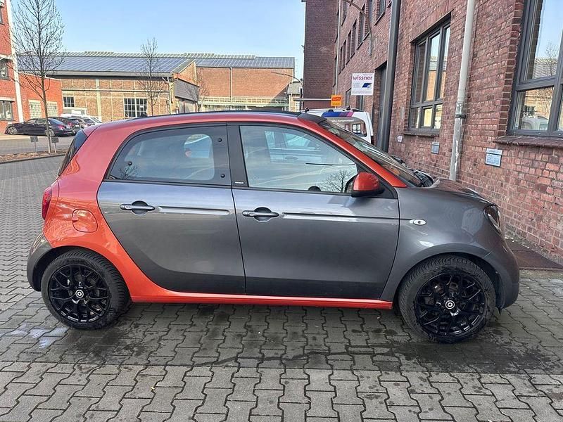 Gebraucht Smart ForFour Passion 71 PS (52 kW) 2015 Grau Kleinwagen