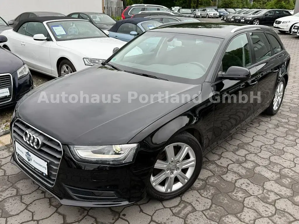 Gebraucht Audi A4 Ambition 120 PS (88 kW) 2012 Schwarz Kombi