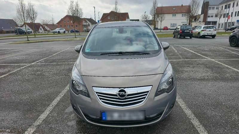 Gebraucht Opel Meriva 140 PS (102 kW) 2010 Andere farben Van / Kleinbus