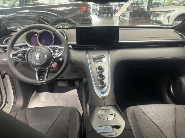 Neu Ora 07 GT 300 kW (408 PS) 2025 Weiß Limousine