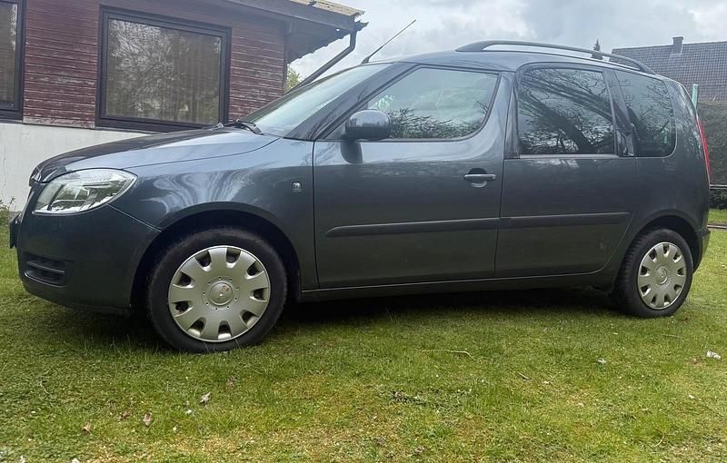 Gebraucht Skoda Roomster 86 PS (63 kW) 2009 Grau Van / Kleinbus