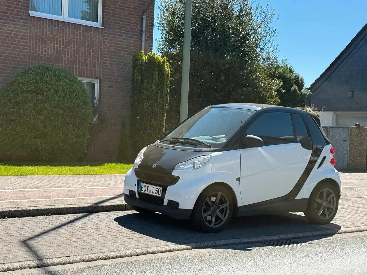 Używany Smart ForTwo Cabrio 54 KM (39 kW) 2011 Biały Kabriolet