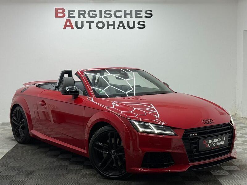Rot Gebraucht 2015 Audi TT Roadster Ambiente Cabrio | 29.999 € (Fairer Preis) - Bild 1/4