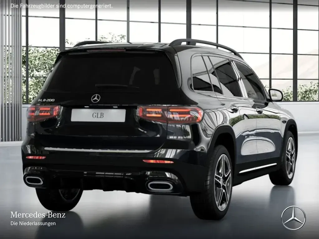 Gebraucht Mercedes GLB200 AMG 163 PS (119 kW) 2025 Grau SUV