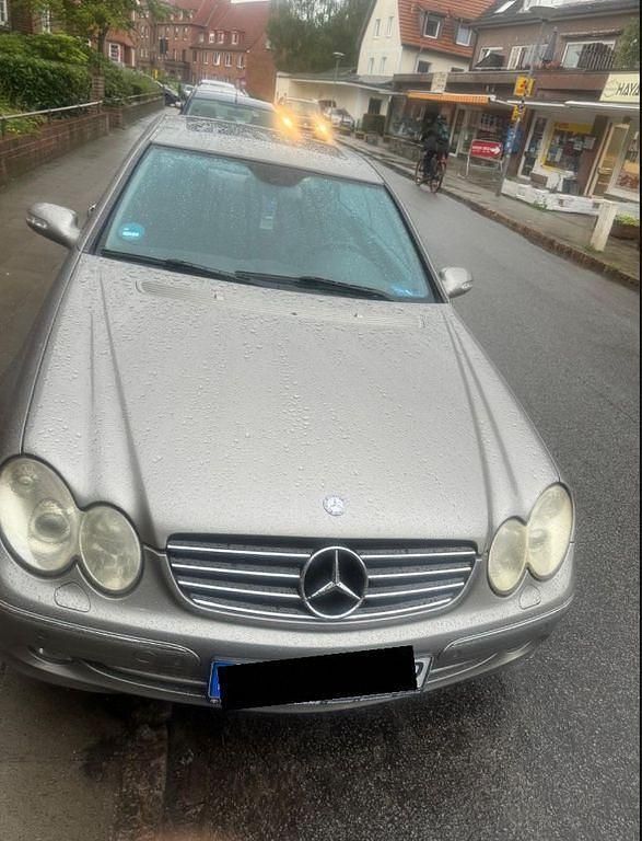 Gebraucht Mercedes CLK320 Avantgarde 218 PS (160 kW) 2003 Schwarz Coupé
