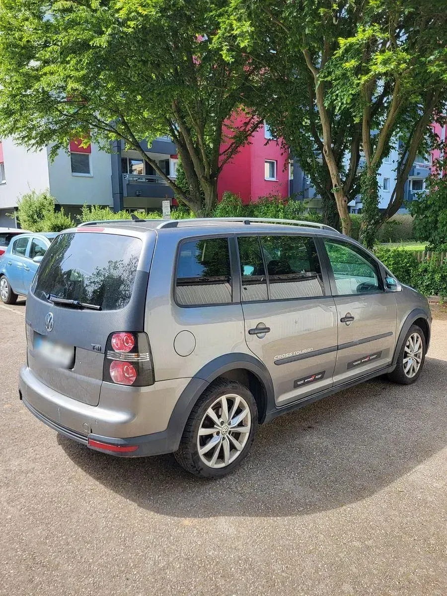 Gebraucht VW Touran 170 PS (125 kW) 2009 Grau Van / Kleinbus