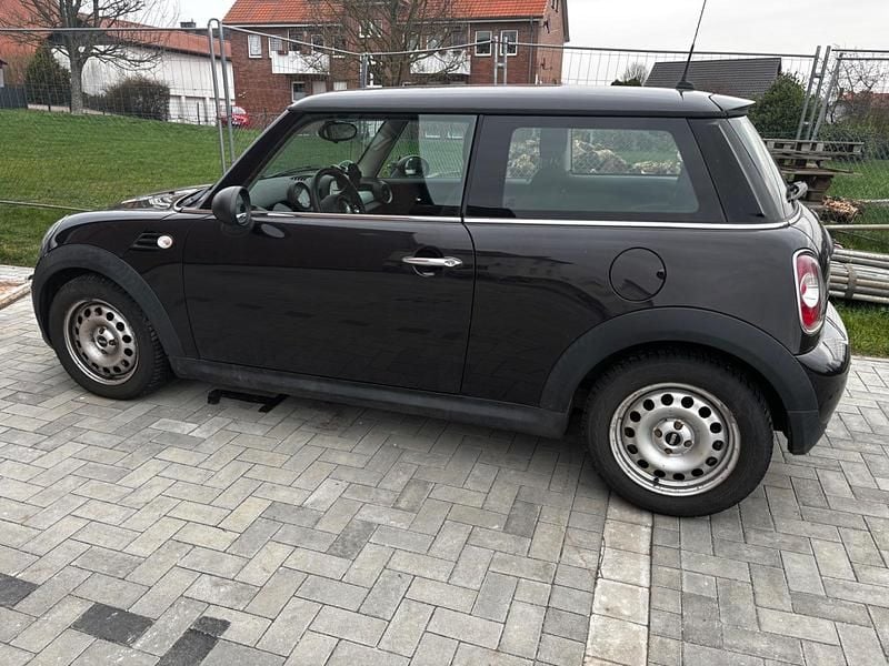 Second-hand Mini ONE 72 CP (52 kW) 2013 Negru Hatchback