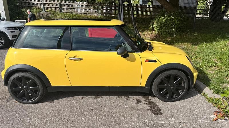Gebraucht Mini ONE 90 PS (66 kW) 2003 Gelb Kleinwagen