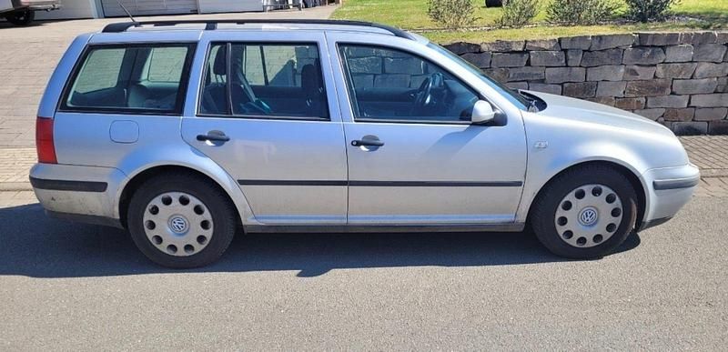 Gebraucht VW Bora Edition 116 PS (85 kW) 2001 Silber Kombi