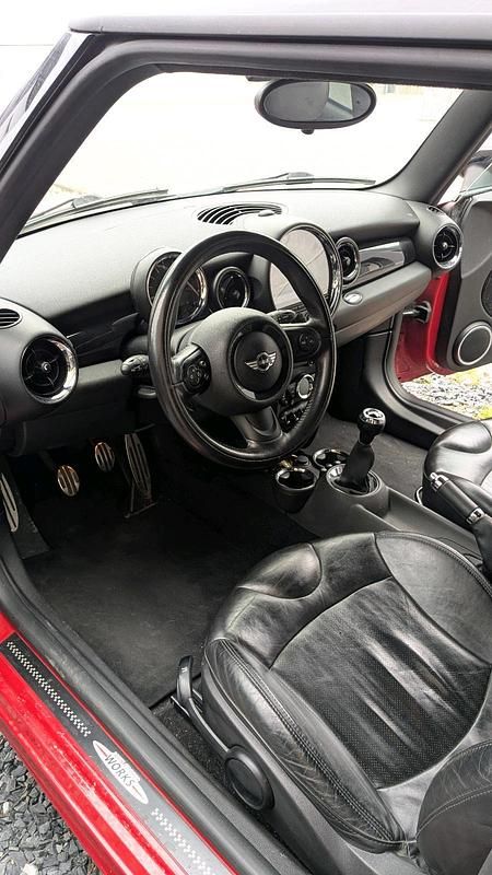 Gebraucht Mini John Cooper Works 211 PS (155 kW) 2011 Rot Kleinwagen
