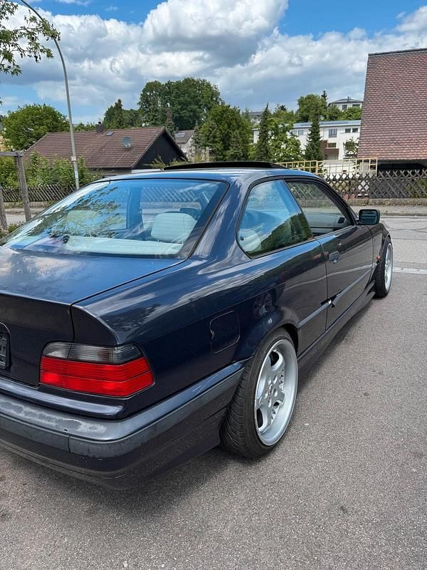 Violet Gebraucht 1997 BMW 323 M Sport Coupé | 4.800 € (Superpreis) - Bild 1/4