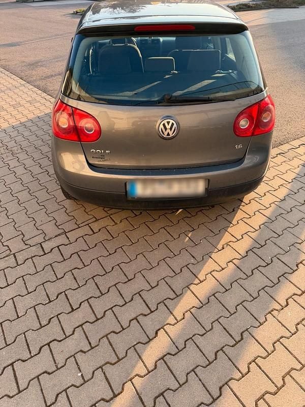 Gebraucht VW Golf IV 102 PS (75 kW) 2005 Grau Limousine
