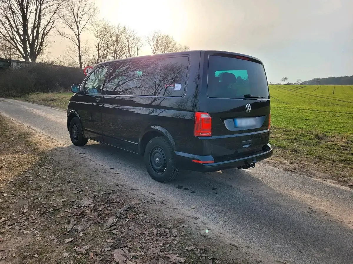 Gebraucht VW T6 150 PS (110 kW) 2017 Schwarz Van