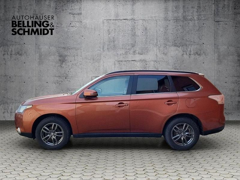 Gebraucht Mitsubishi Outlander Instyle 150 PS (110 kW) 2012 Braun (metallic) SUV