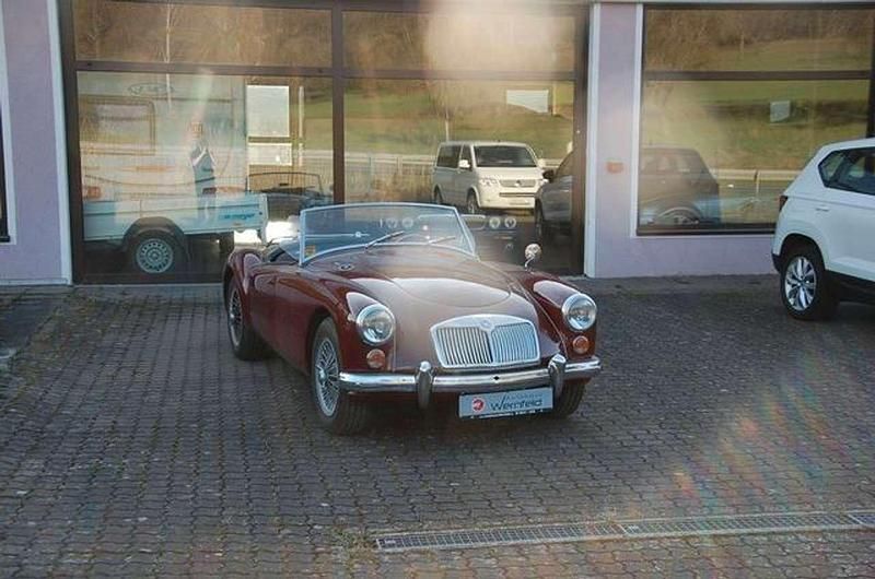 Rot Gebraucht 1961 MG 1600 Cabrio | 19.900 € - Bild 1/4