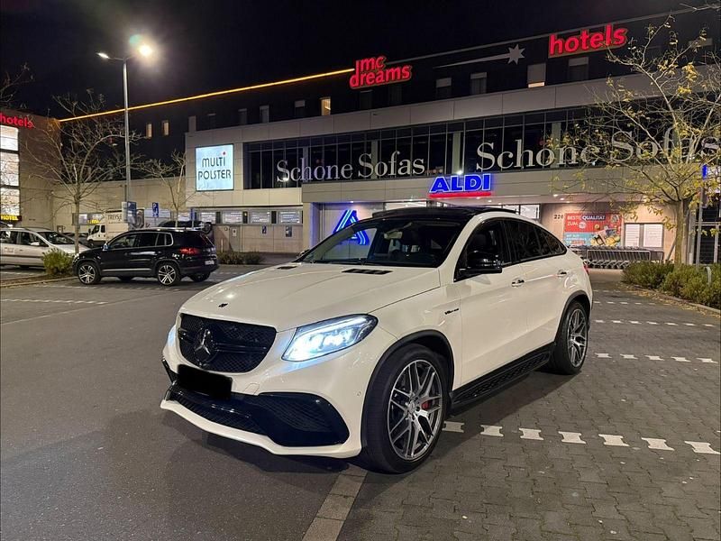 Weiß Gebraucht 2017 Mercedes GLE63 AMG AMG Coupé | 53.950 € (Fairer Preis) - Bild 1/4