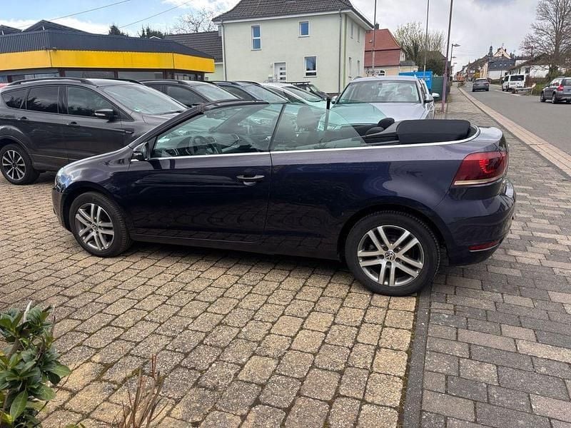 Gebraucht VW Golf 105 PS (77 kW) 2011 Violet Cabrio