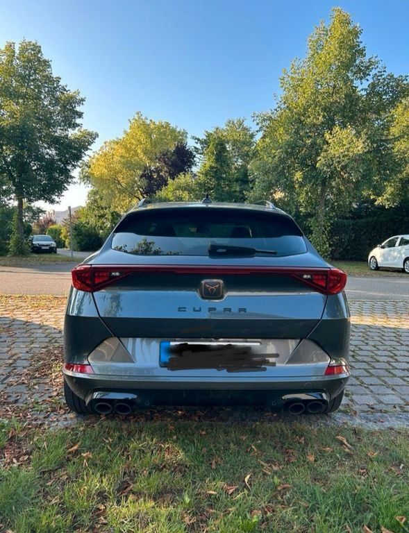 Grau Gebraucht 2020 Cupra Formentor VZ SUV | 25.490 € (Superpreis) - Bild 1/4