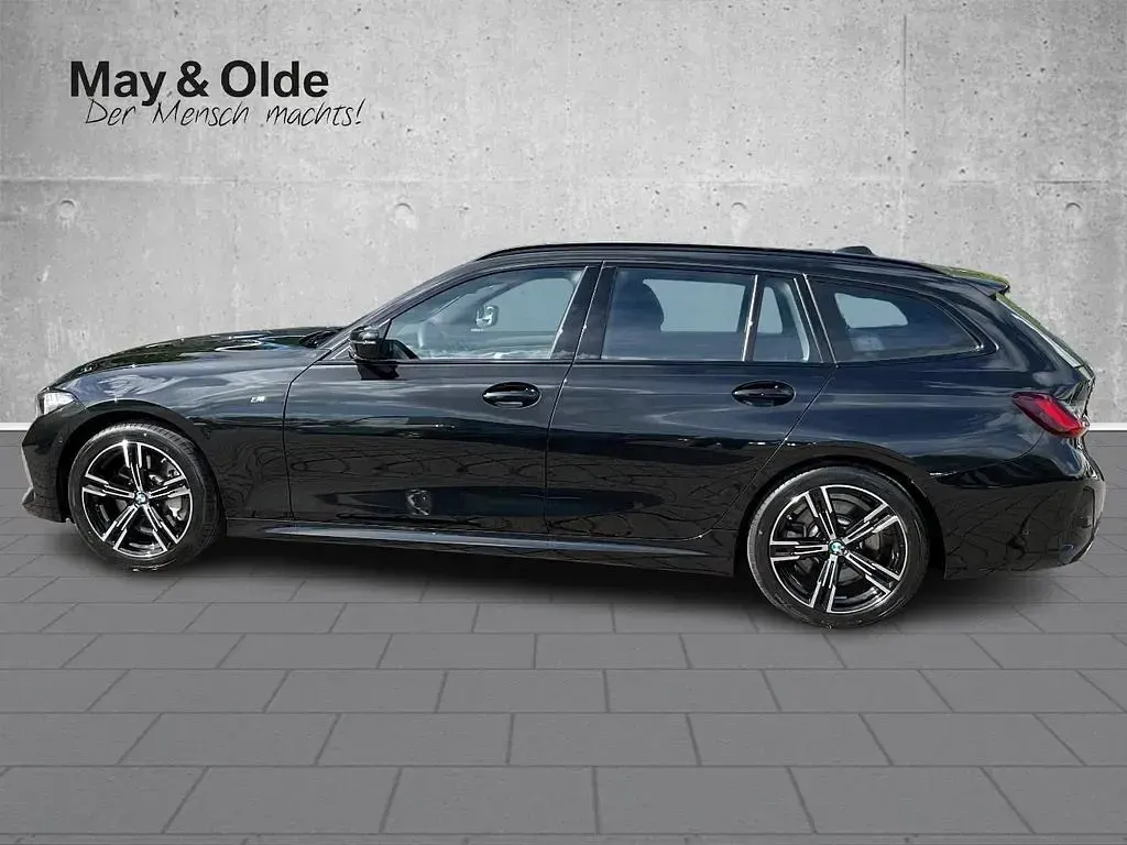 Gebraucht BMW 330 M Sport 245 PS (180 kW) 2025 Schwarz Kombi