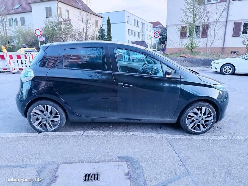 Schwarz Gebraucht 2015 Renault Zoe Kleinwagen | 6.000 € - Bild 1/4
