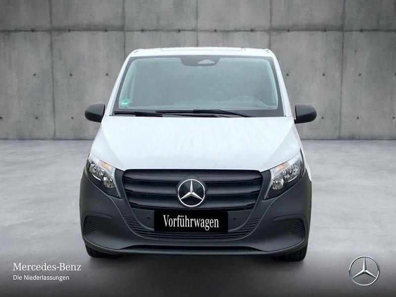 Gebraucht Mercedes Vito 136 PS (100 kW) 2026 Weiß Van