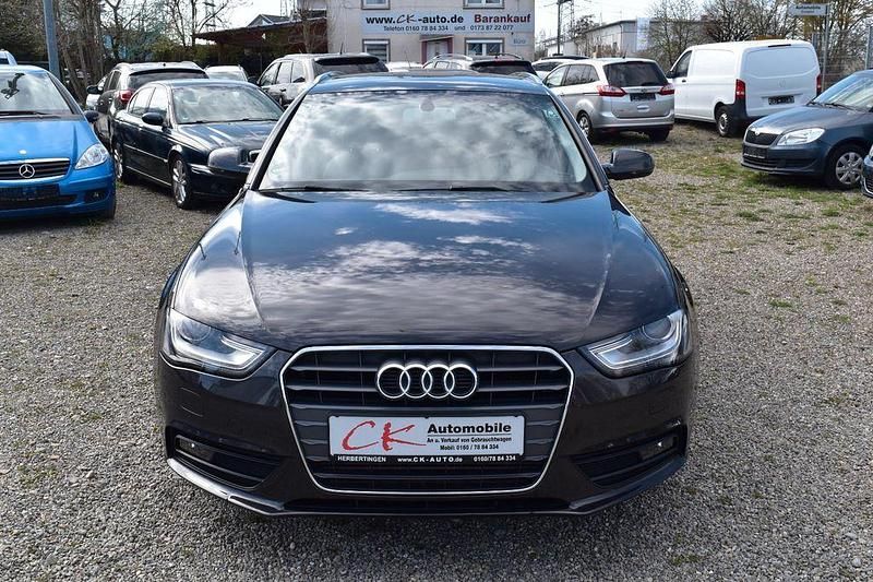 Gebraucht Audi A4 Attraction 150 PS (110 kW) 2013 Grau Kombi