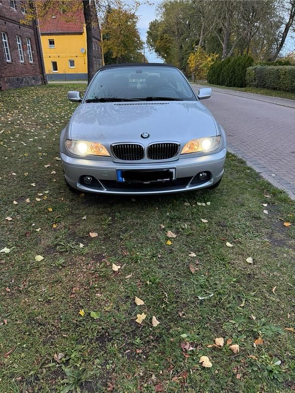 Silber Gebraucht 2005 BMW 325 Cabrio | 13.249 € (Teuer) - Bild 1/4