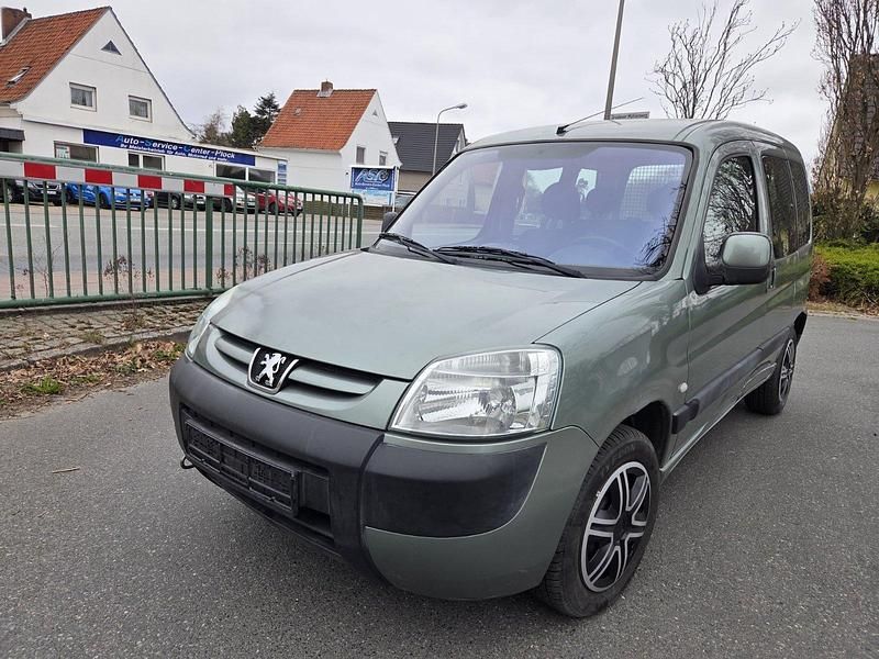 Grün Gebraucht 2003 Peugeot Partner Premium Van | 2.250 € (Fairer Preis) - Bild 1/4