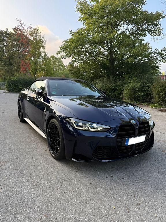 Blau Gebraucht 2023 BMW M4 Cabriolet Competition Edition Cabrio | 72.500 € (Fairer Preis) - Bild 1/4