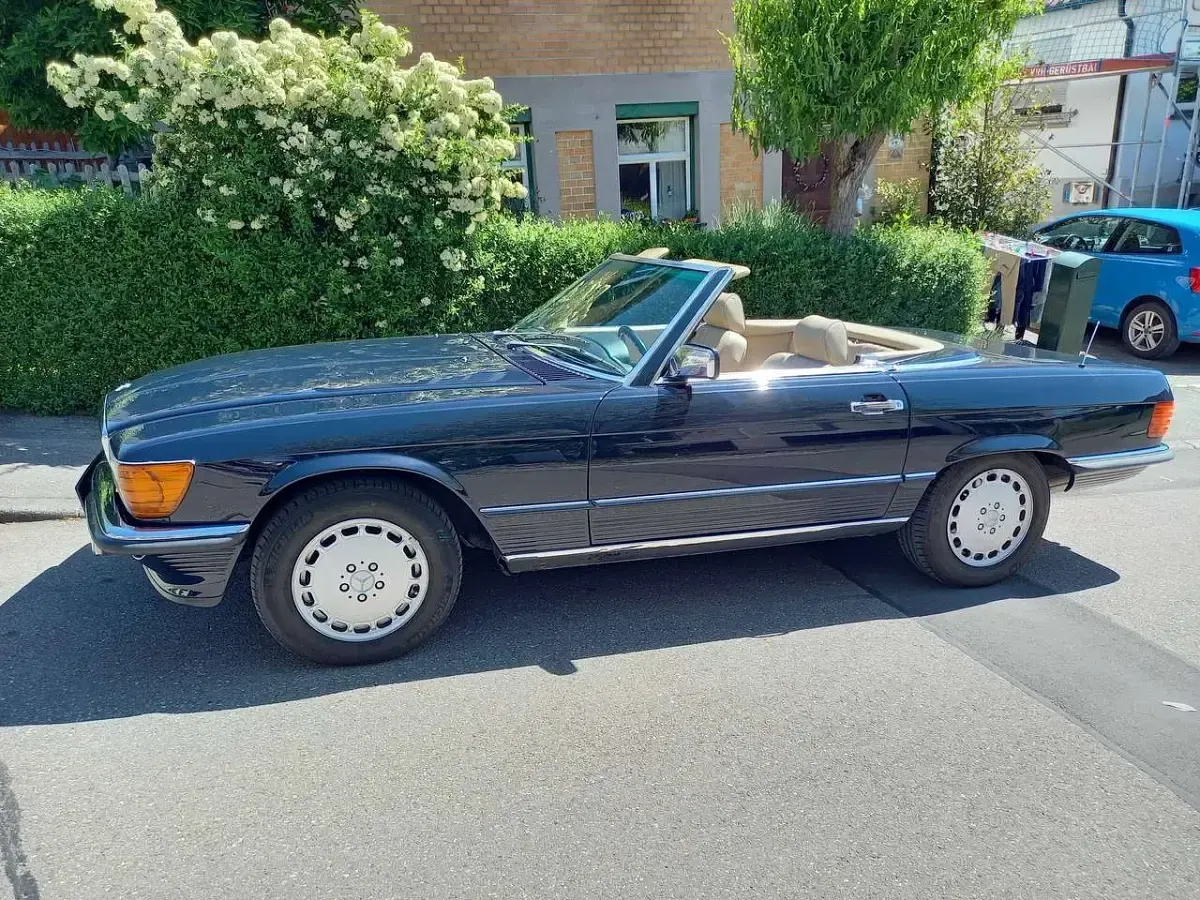 Gebraucht Mercedes SL300 188 PS (138 kW) 1988 Blau Cabrio