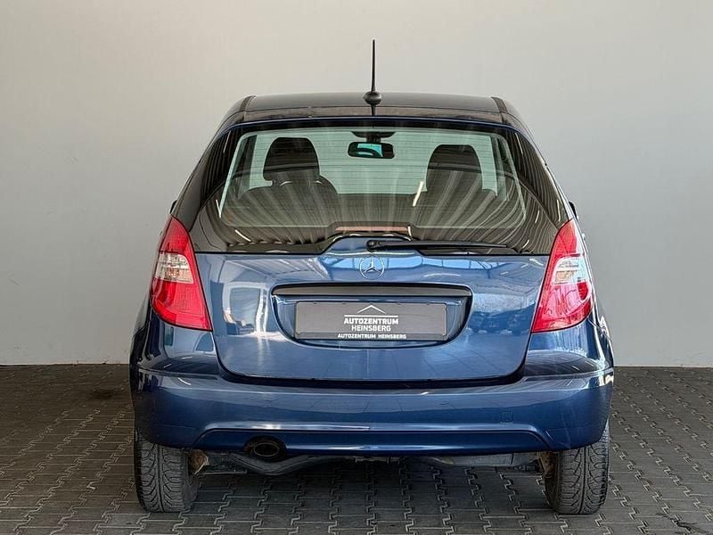 Gebraucht Mercedes A160 95 PS (69 kW) 2009 Blau Limousine