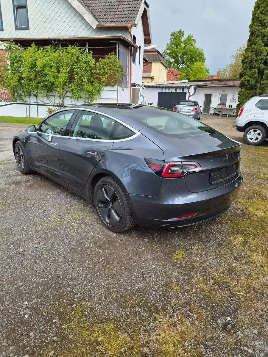 Gebraucht Tesla Model 3 Long Range AWD 366 kW (498 PS) 2019 Grau Limousine