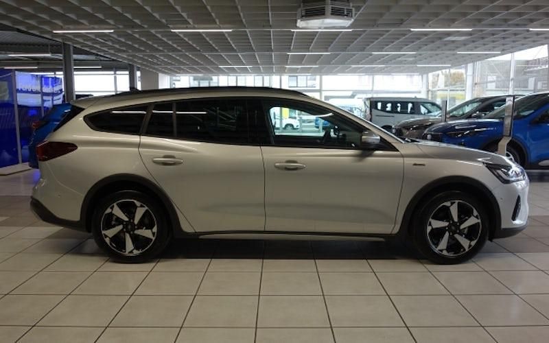 Gebraucht Ford Focus Active X 155 PS (114 kW) 2024 Silber Kombi