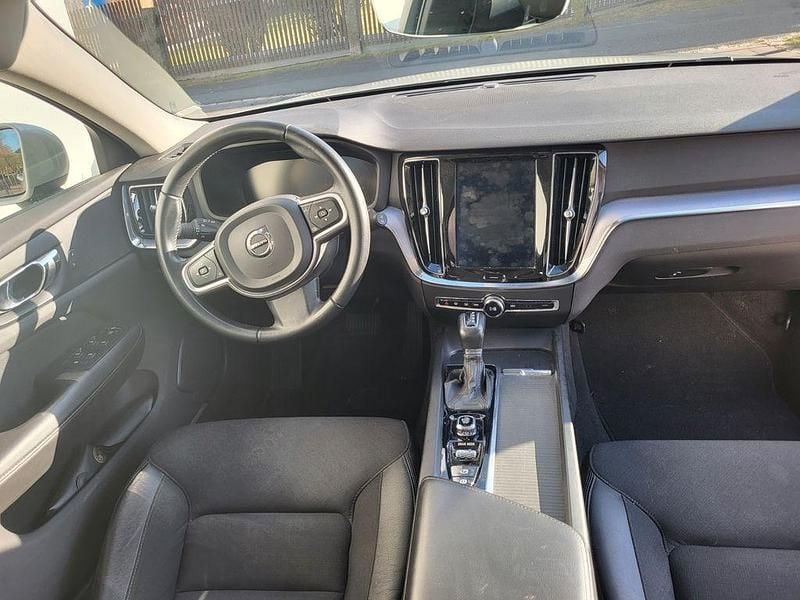 Brugt Volvo V60 190 HK (139 kW) 2018 Sølv Stationcar