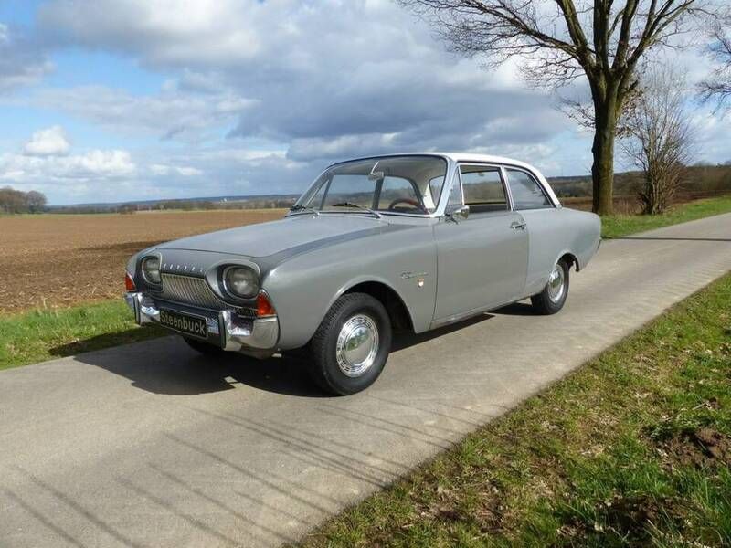 Grau Gebraucht 1962 Ford Taunus Limousine | 9.800 € - Bild 1/4