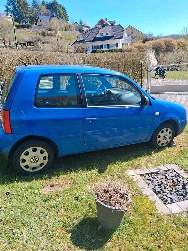 Second-hand VW Lupo 50 CP (36 kW) 2000 Albastru Hatchback