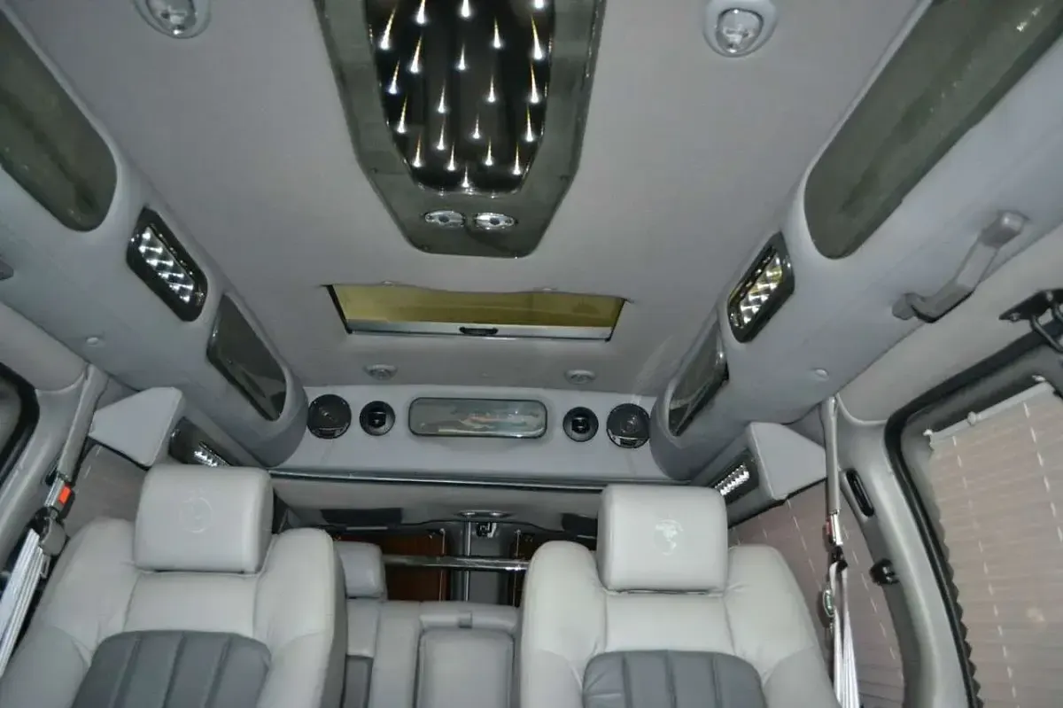 Gebraucht GMC Savana 314 PS (230 kW) 2013 Silber Van / Kleinbus