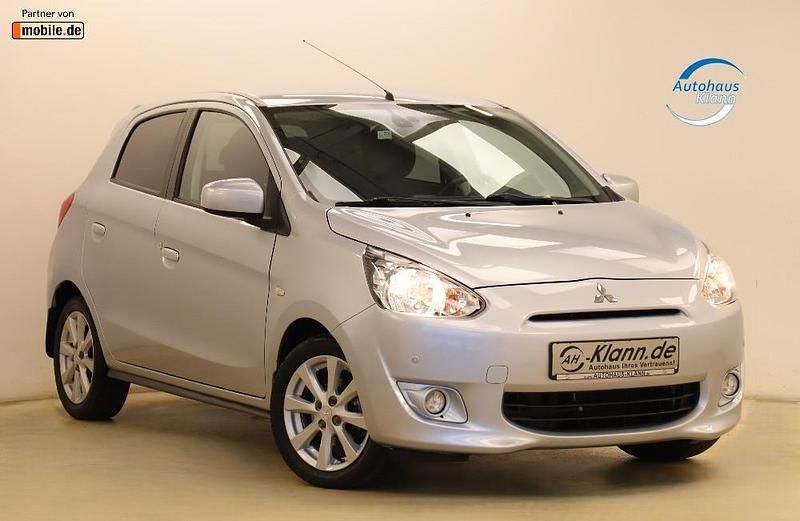Silber Gebraucht 2013 Mitsubishi Space Star Kleinwagen | 7.999 € (Fairer Preis) - Bild 1/4