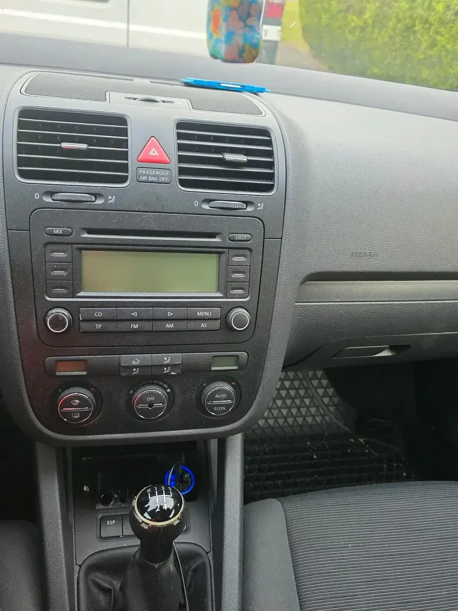 Gebraucht VW Golf V 90 PS (66 kW) 2004 Kleinwagen