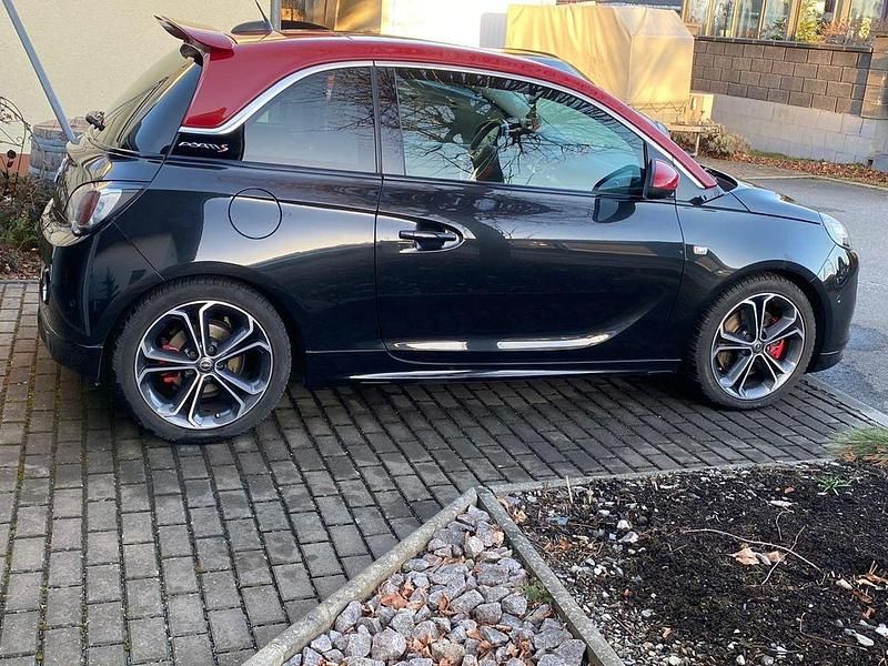 Gebraucht Opel Adam S 150 PS (110 kW) 2016 Schwarz Kleinwagen