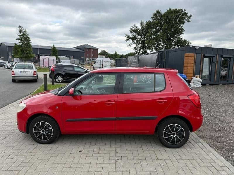 Gebraucht Skoda Fabia Ambiente 60 PS (44 kW) 2007 Rot Kleinwagen