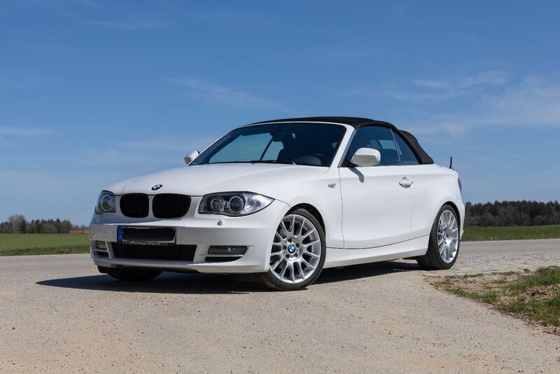 Weiß Gebraucht 2009 BMW 125 Cabriolet M Sport Cabrio | 14.500 € (Fairer Preis) - Bild 1/4
