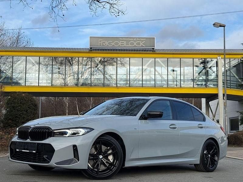 Gebraucht BMW 330 M Sport 286 PS (210 kW) 2023 Grau Limousine