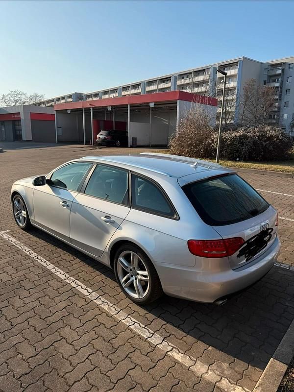 Gebraucht Audi A4 190 PS (139 kW) 2010 Silber Kombi