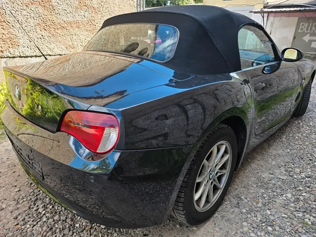 Gebraucht BMW Z4 Sport Line 150 PS (110 kW) 2006 Schwarz Cabrio
